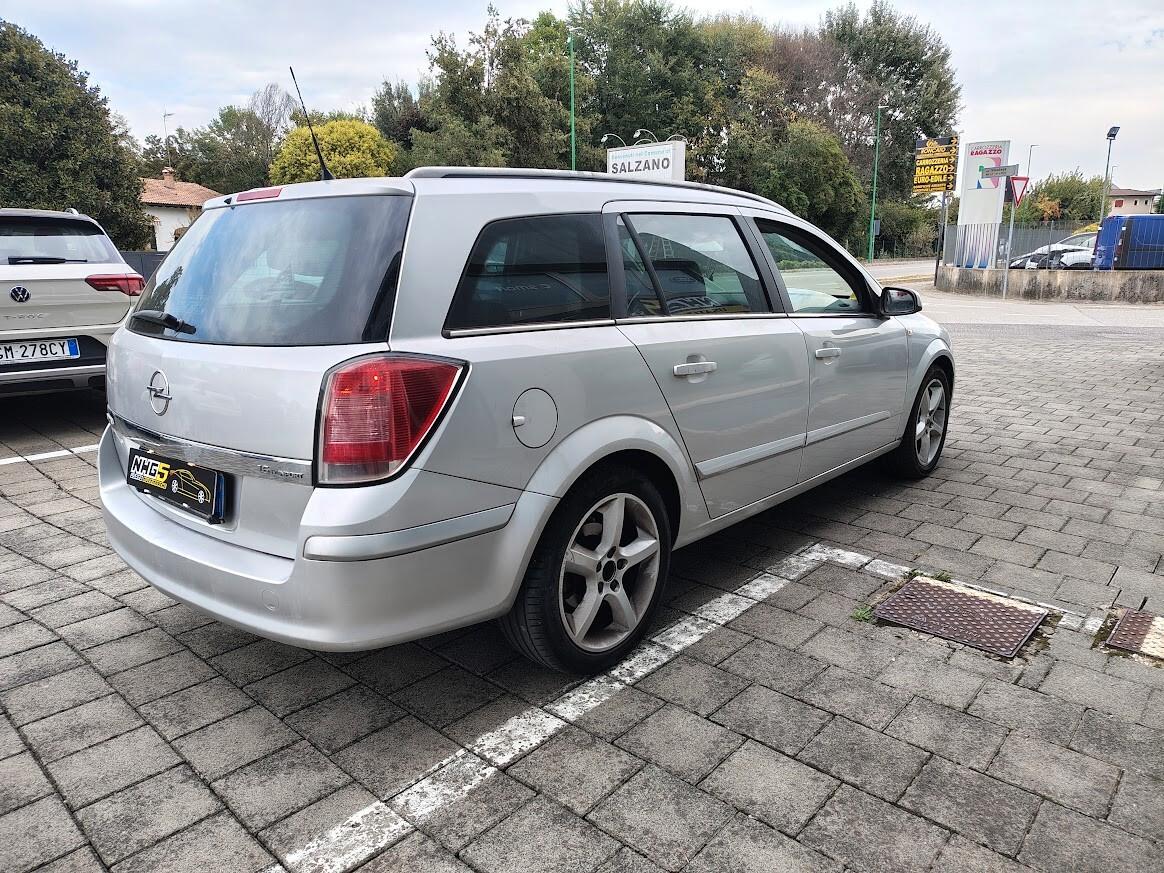 Opel Astra 1.6 16V Twinport Station Wagon Enjoy