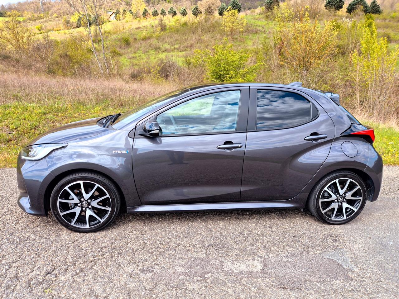Toyota Yaris 1.5 Hybrid 5 porte Style