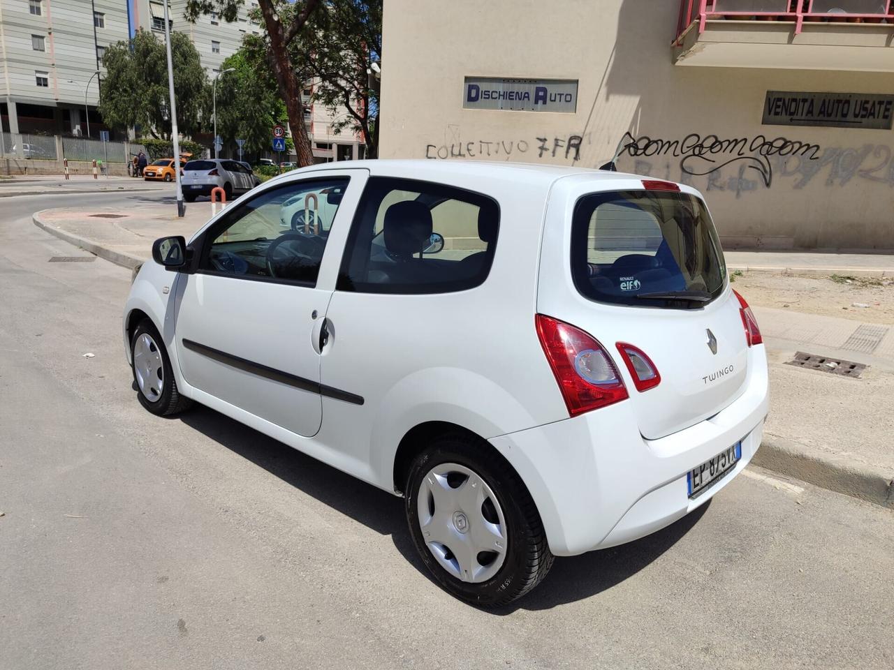 Renault Twingo 1.2 BENZINA 2013!!!