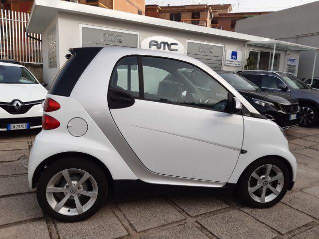 SMART ForTwo 1000 52 kW MHD coupé pure