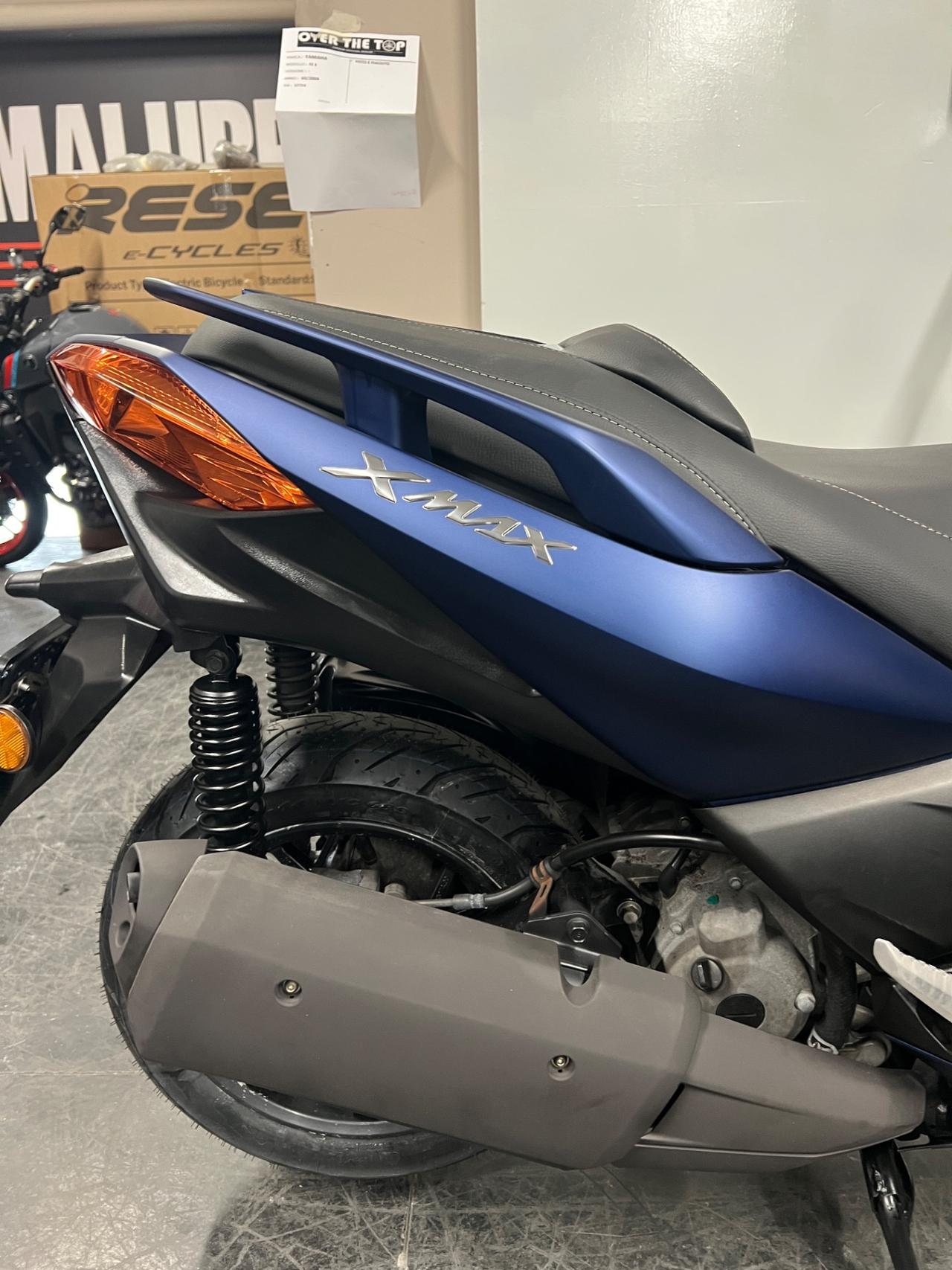 Yamaha X-Max 300
