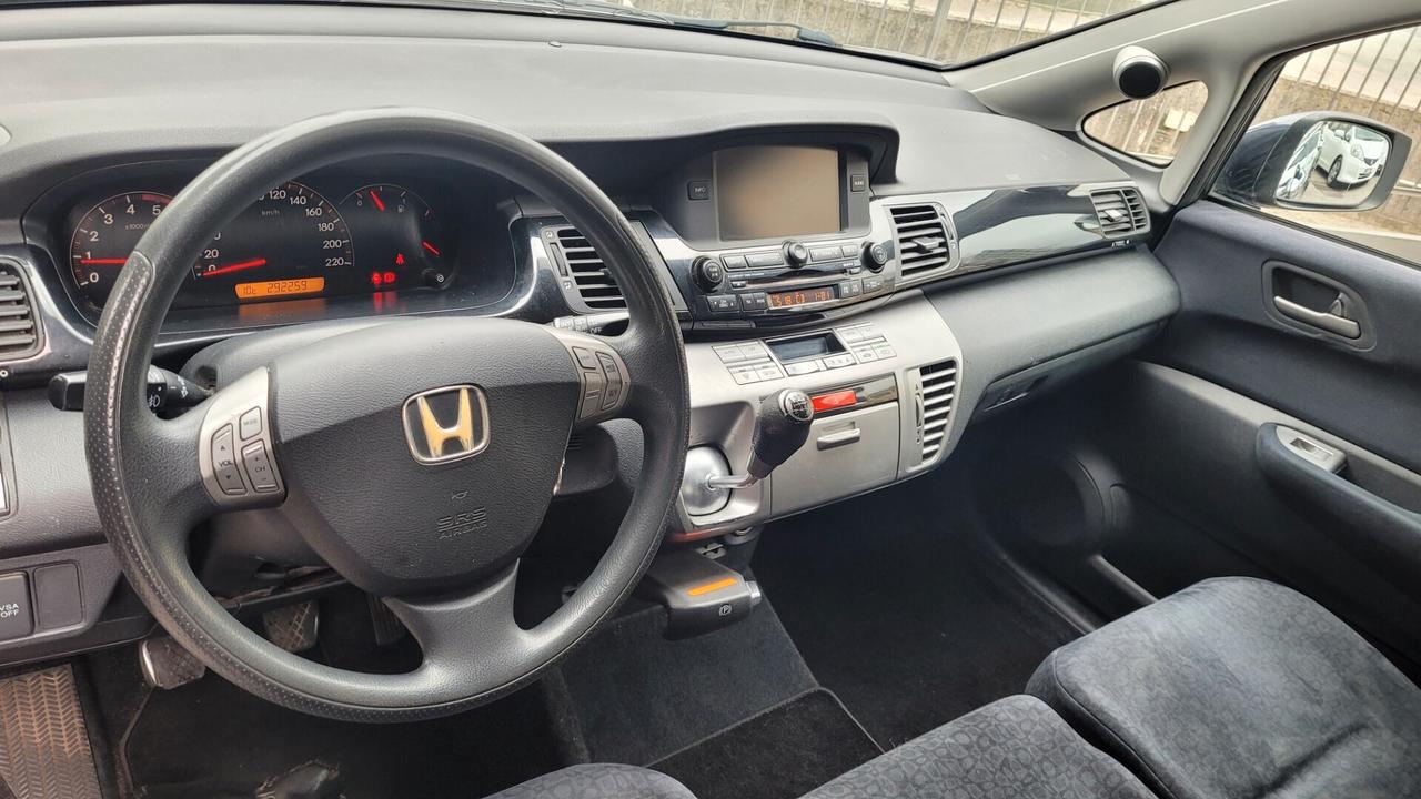 Honda FR-V 2.2 16V i-CTDi Executive 6 POSTI