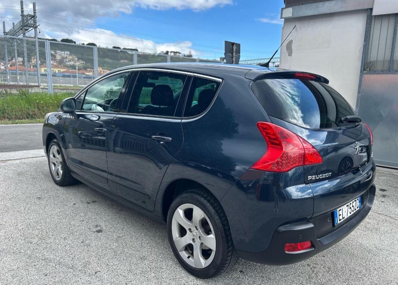 Peugeot 3008 2.0 HDi 150CV Business