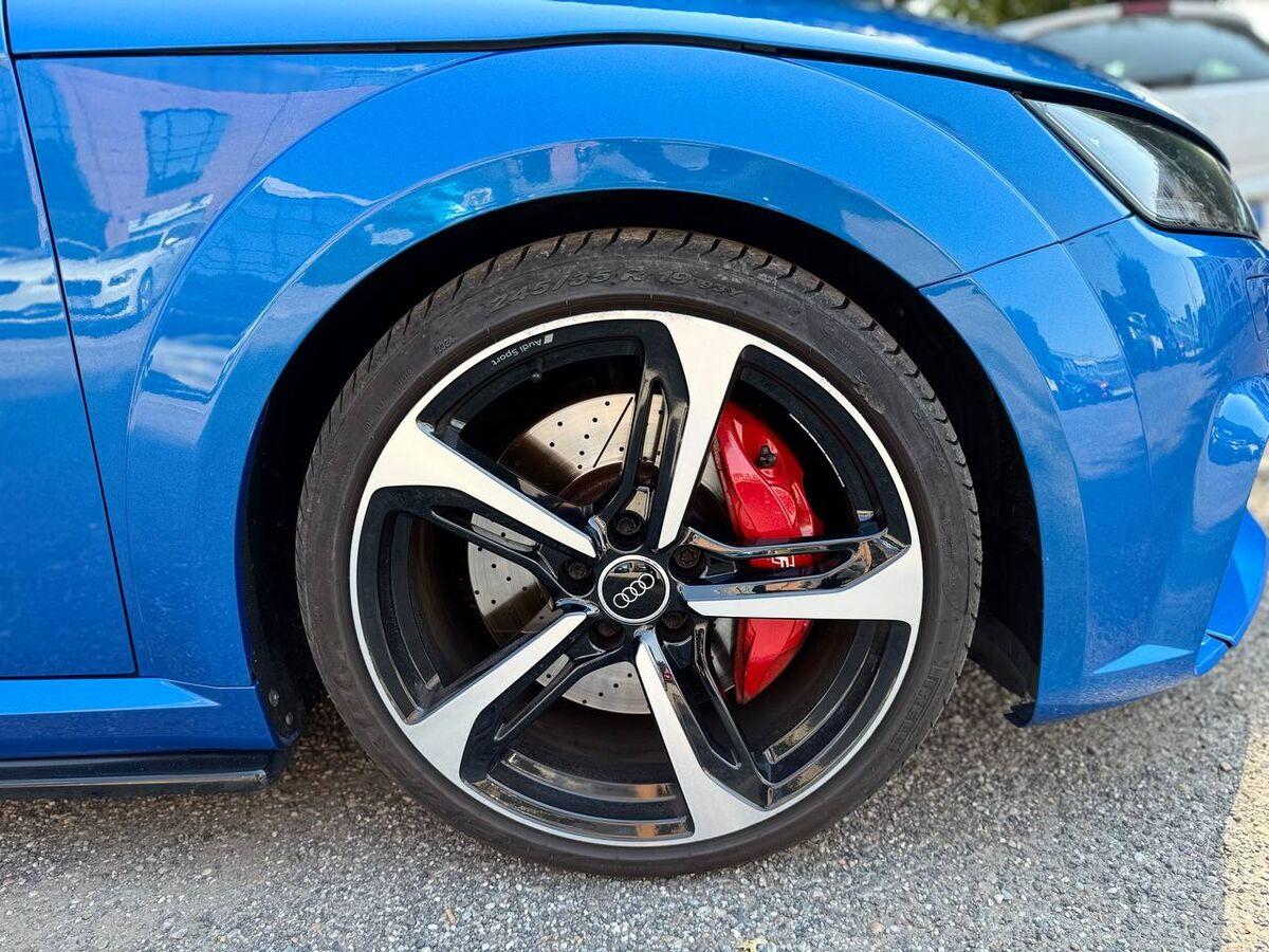 Audi TT Coupé 2.0 tfsi S line s-tronic