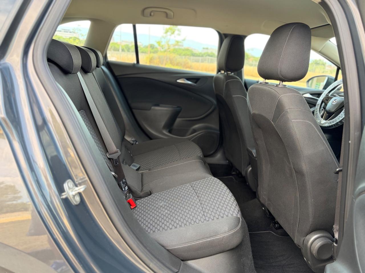 Opel Astra 1.6 CDTi Sports Tourer Business