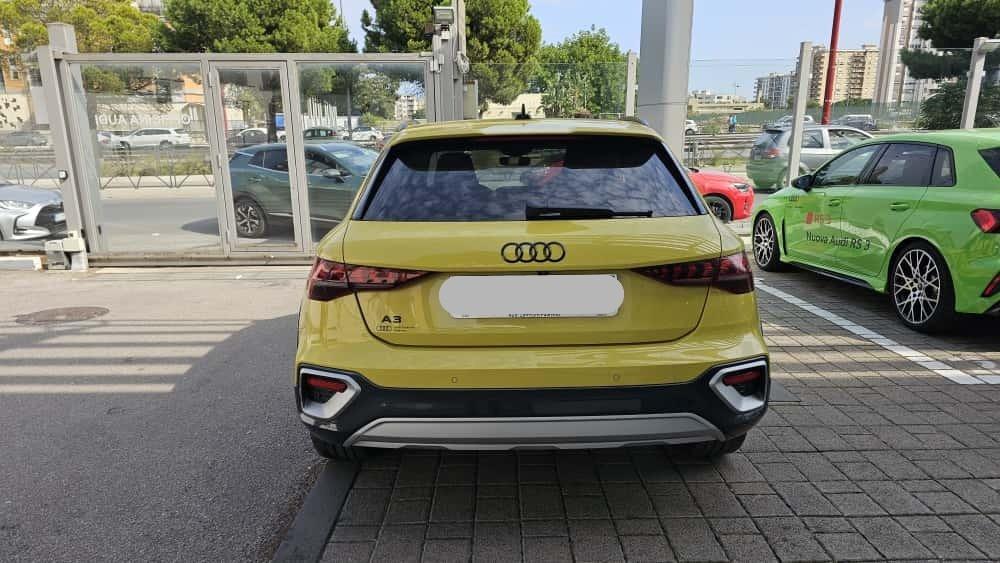 Audi Audi A3 allstreet Identity Contrast 35 TFSI 110(150) kW(CV) S tronic