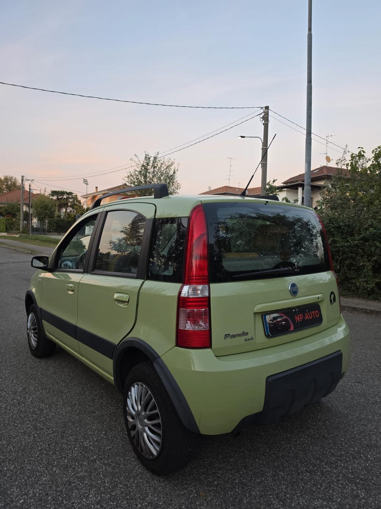 Fiat Panda 4x4 Climbing