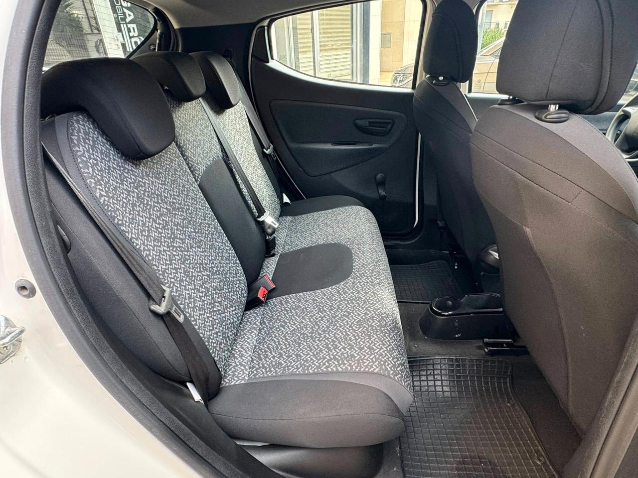 LANCIA YPSILON 1.2 BENZINA SOLI 39.000 KM PERFETTA