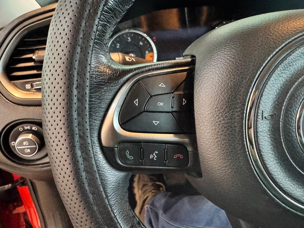 Jeep Renegade 1.6 Mjt 120cv DA 227 € AL MESE – SENZA ANTICIPO