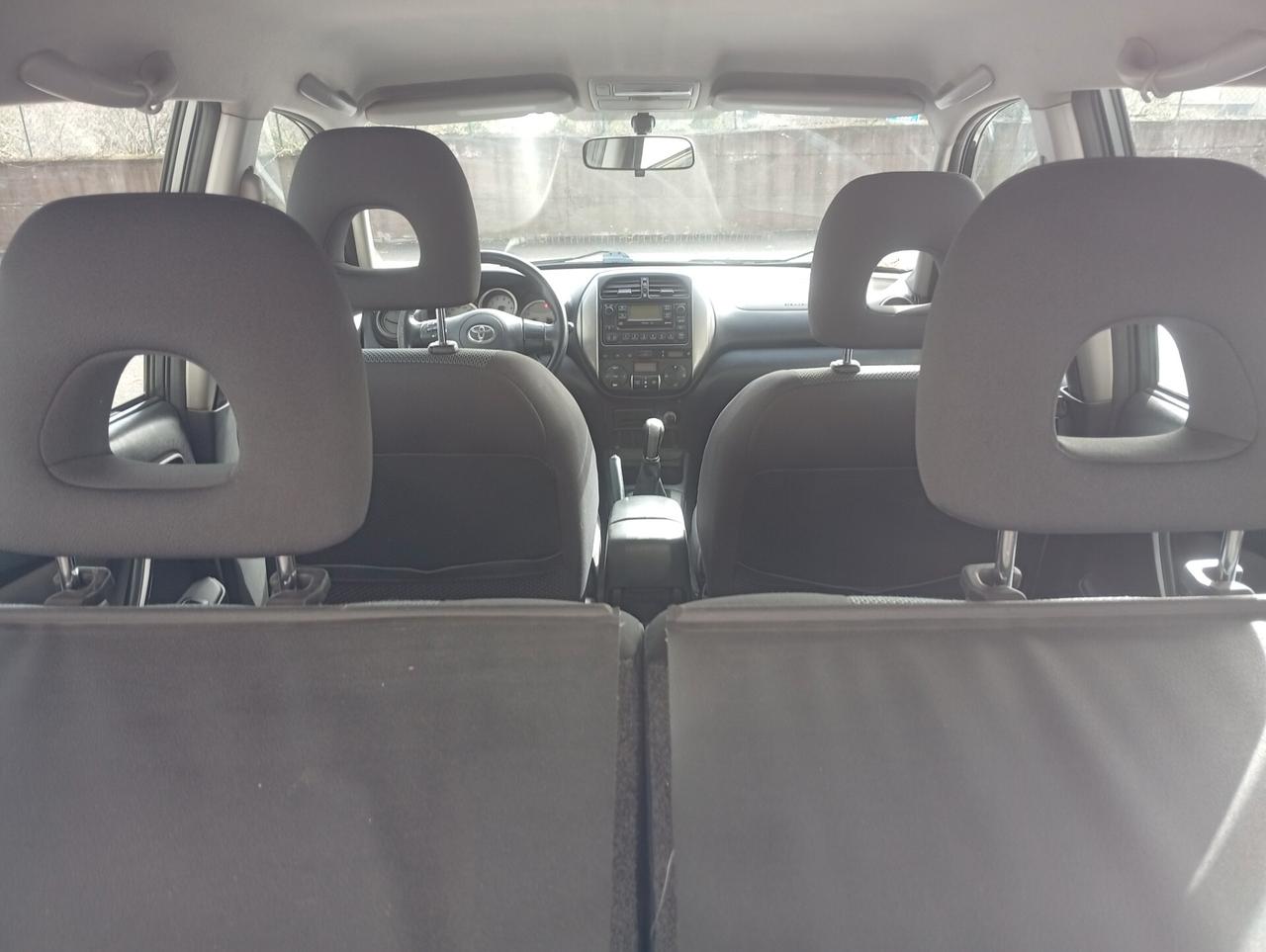 Toyota RAV 4 RAV4.com 2.0 Tdi D-4D cat 5 porte