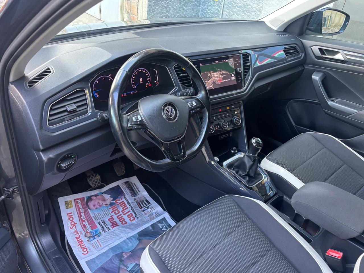 Volkswagen T-Roc 1.6 TDI SCR Advanced virtual