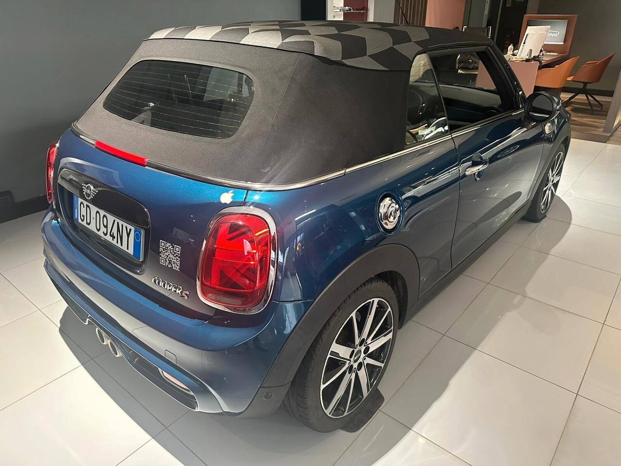 Mini Cooper S Cabrio MINI 2.0 COOPER S SIDEWALK EDITION CABRIO