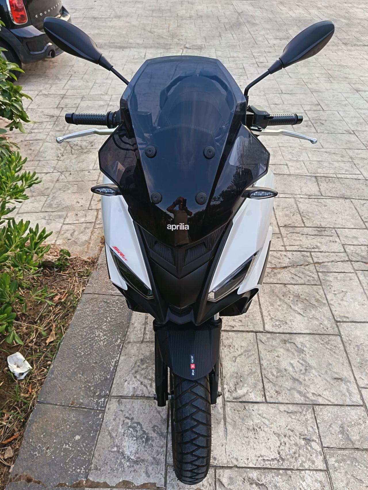 Aprilia SR GT 125
