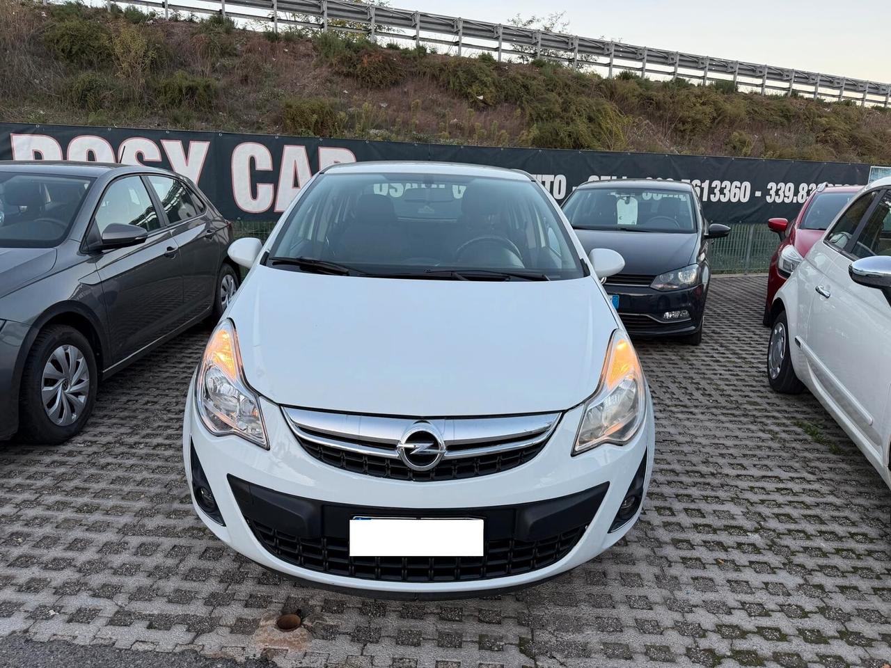 Opel Corsa 1.2 5 porte Elective-2013