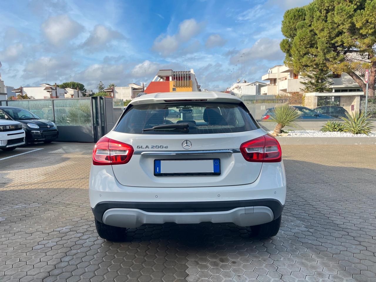 Mercedes-benz GLA 200 d Automatic Business
