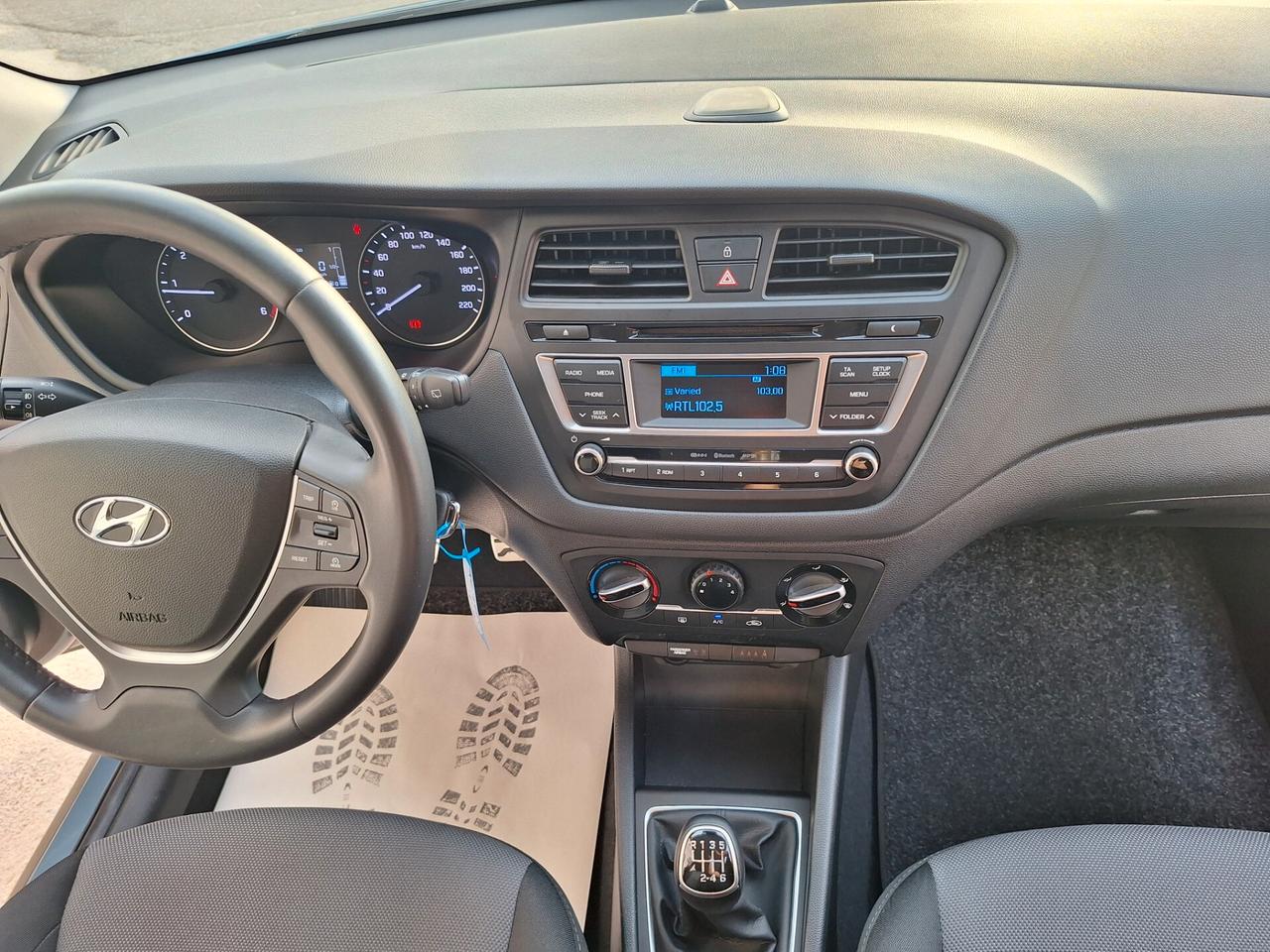 Hyundai i20 1.4 CRDi 5p. ACTIVE CROSS 2016