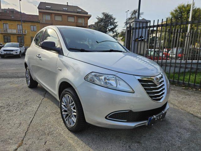 LANCIA Ypsilon 0.9 TwinAir 85 CV 5 porte Metano Ecochic