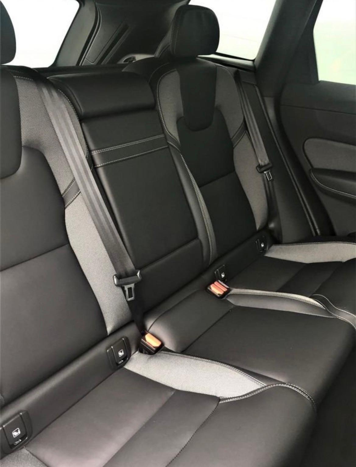 Volvo XC 60 - 4x4 -UNICO PROPRIETARIO-GARANZIA