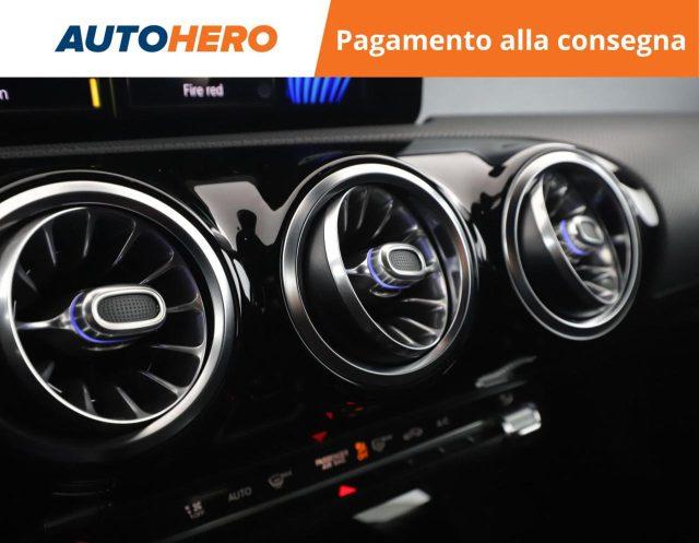 MERCEDES-BENZ A 180 Automatic Premium