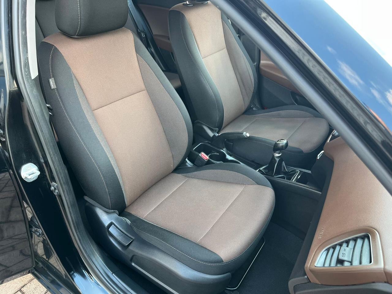 Hyundai i20 1.2 5 porte Blackline 84000km