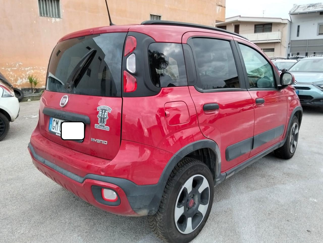Fiat Panda 1.0 Hybrid Cross 2023 SINISTRATA