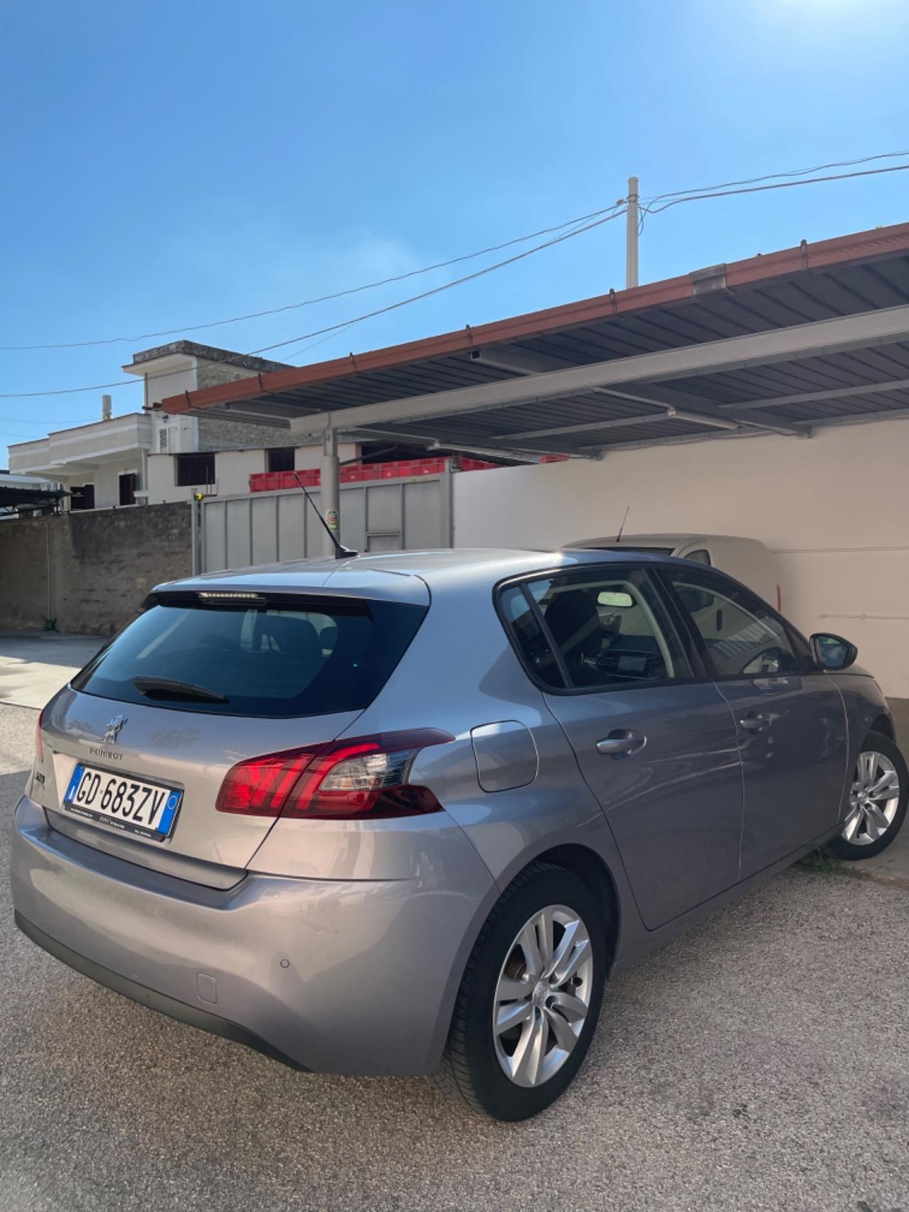 Peugeot 308 BlueHDi 130 S&S Active Business