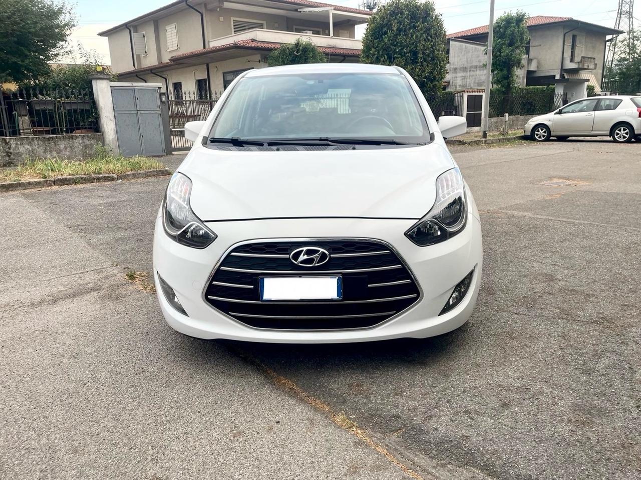 Hyundai iX20 1.4 CRDI 90 CV XPossible per Neopatentati 2015