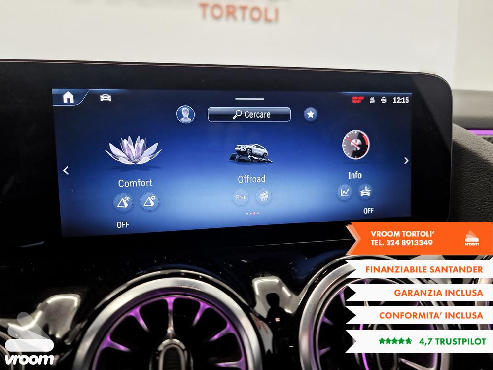 MERCEDES GLA (H247) GLA 200 d Automati...