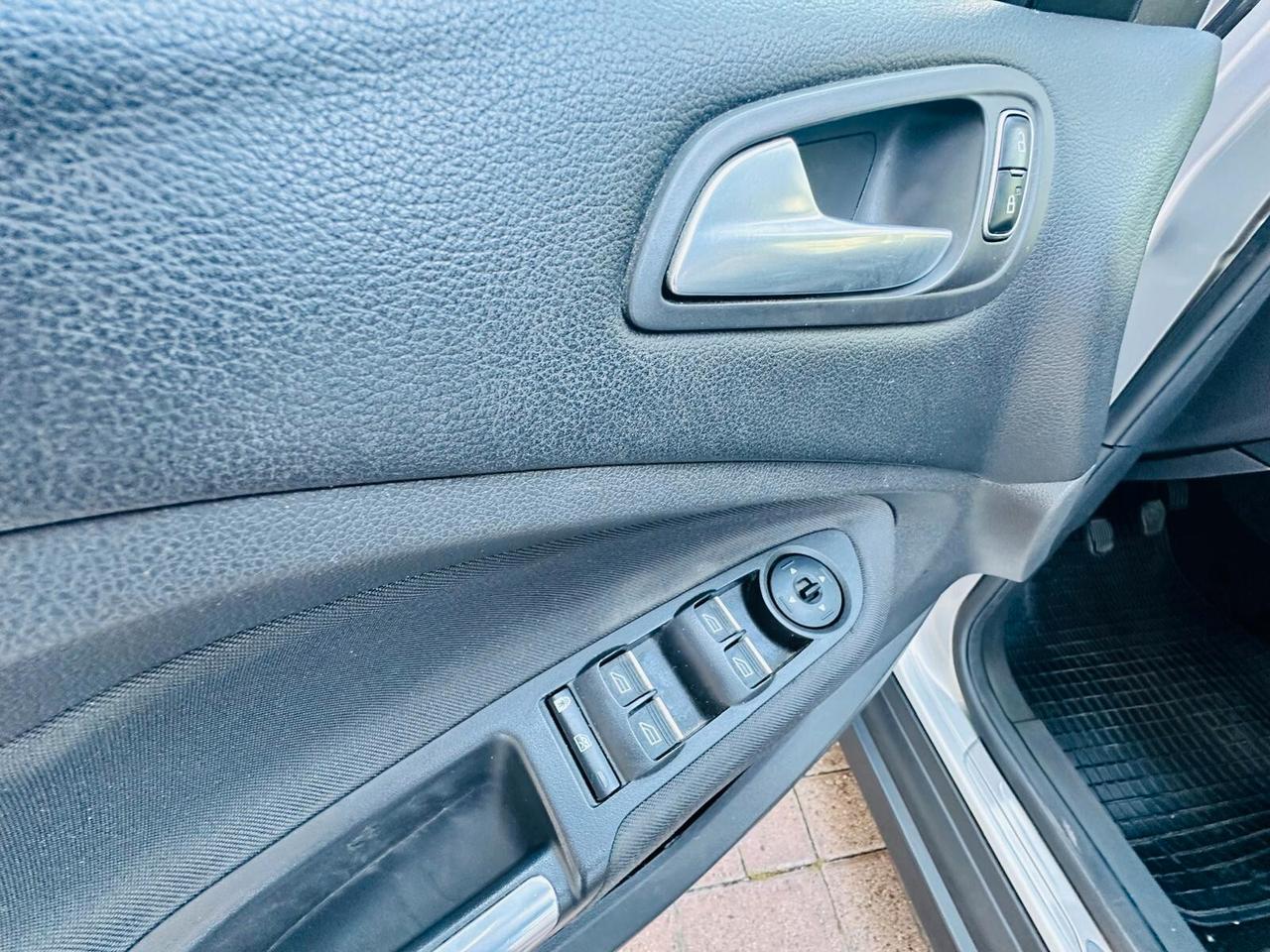 Ford C-Max 7posti 1.5 TDCi 120cv Titanium