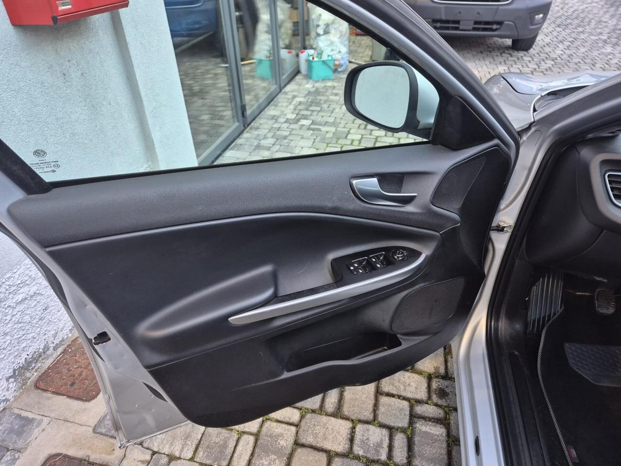 Alfa Romeo Giulietta 1.6 JTDm 105 CV