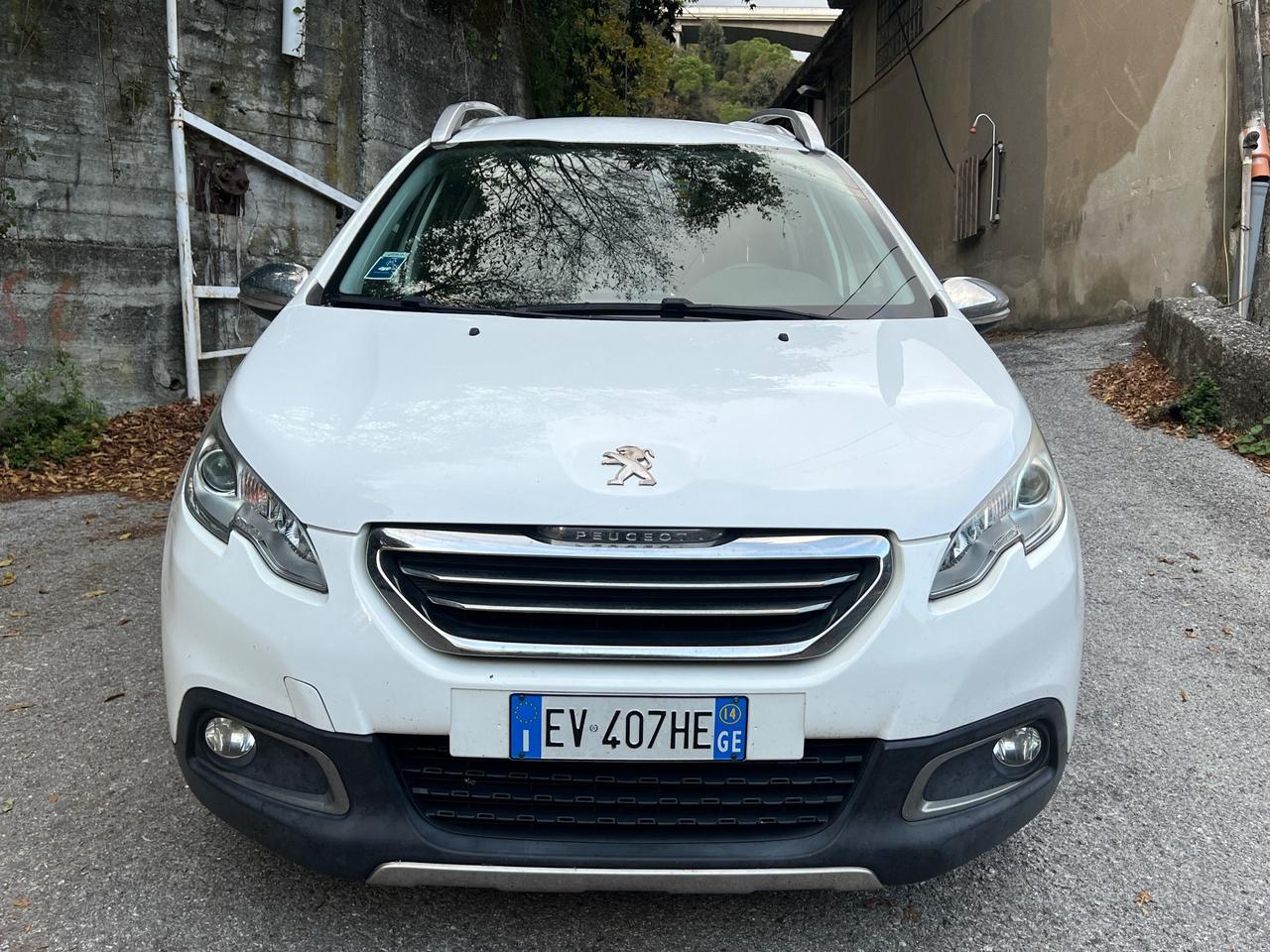 Peugeot 2008 1.6 e-HDi 92 CV Allure - 2014