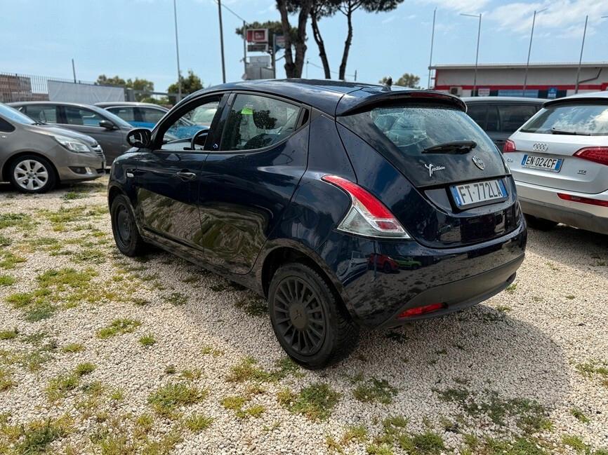 Lancia Ypsilon 1.2 69 CV 5 porte S&S Platinum