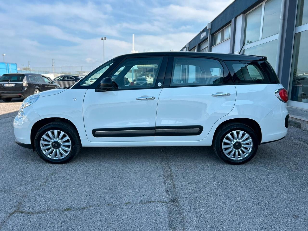 Fiat 500L Living 0.9 TwinAir Turbo Natural Power Lounge