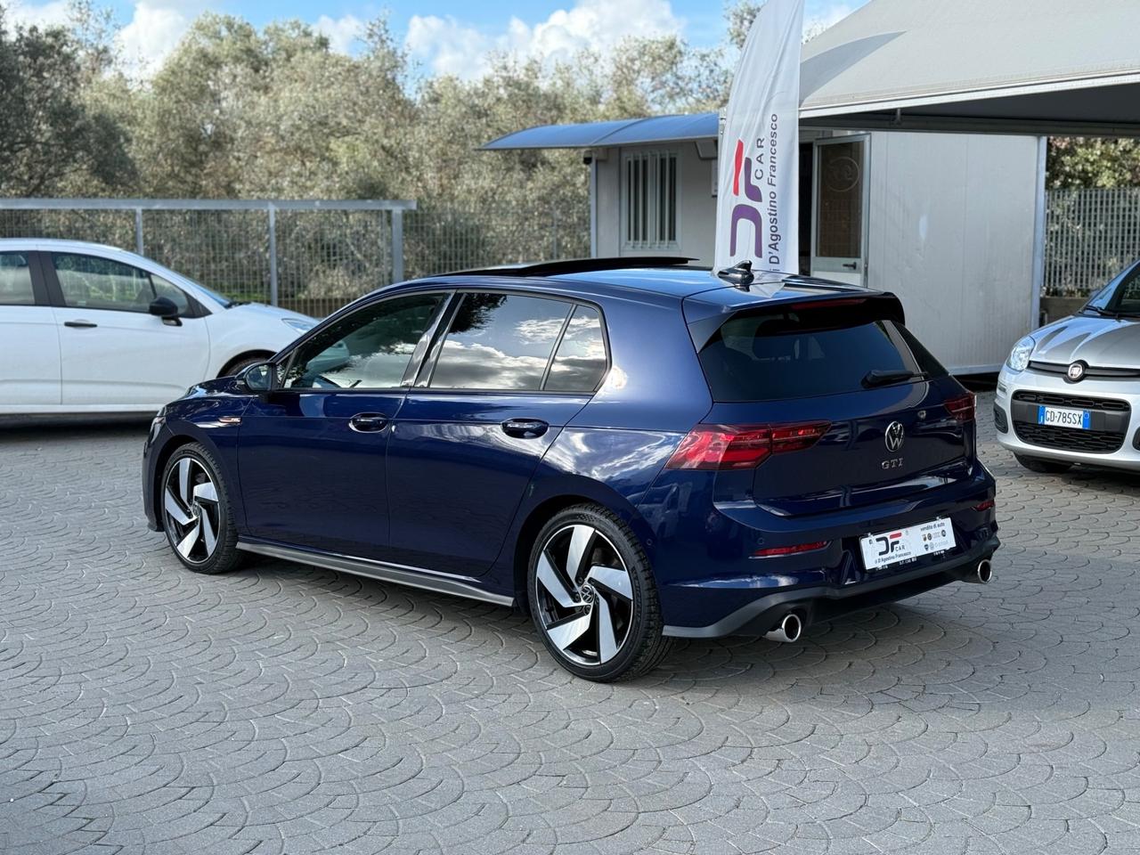 Volkswagen Golf GTI 2.0 TSI DSG