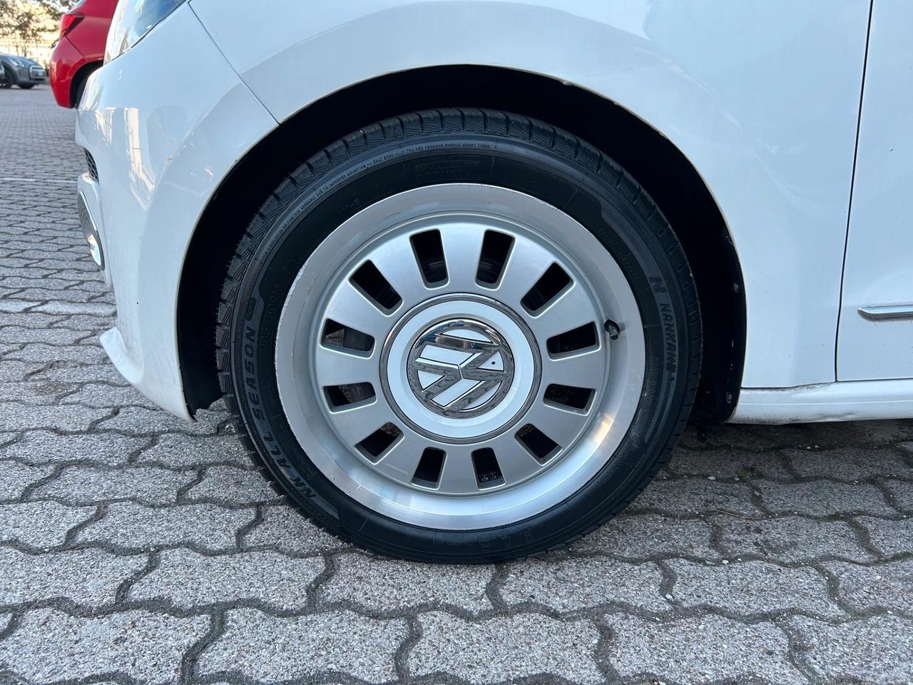 Volkswagen up! 5p 1.0 Move 75cv Aut. 2014