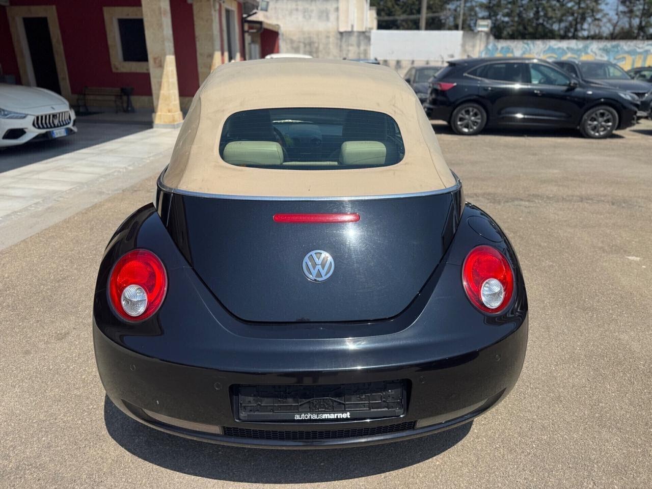 Volkswagen New Beetle 1.9 TDI 105CV Cabrio pelle b