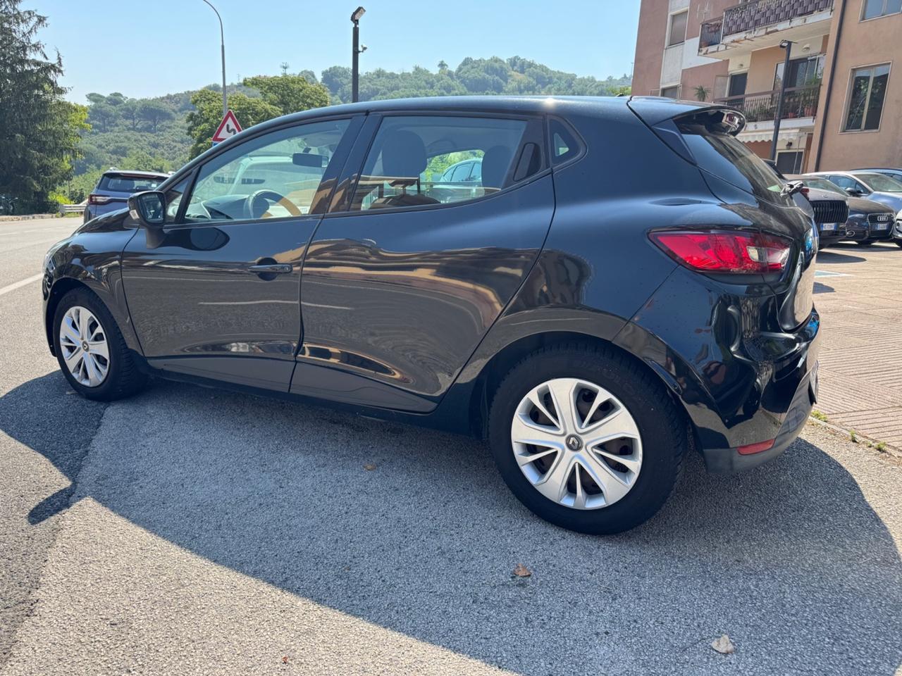 RENAULT CLIO 1.5 dCi 90CV 2016 - 225.000km - AUTOCARRO N1 - IVA ESPOSTA