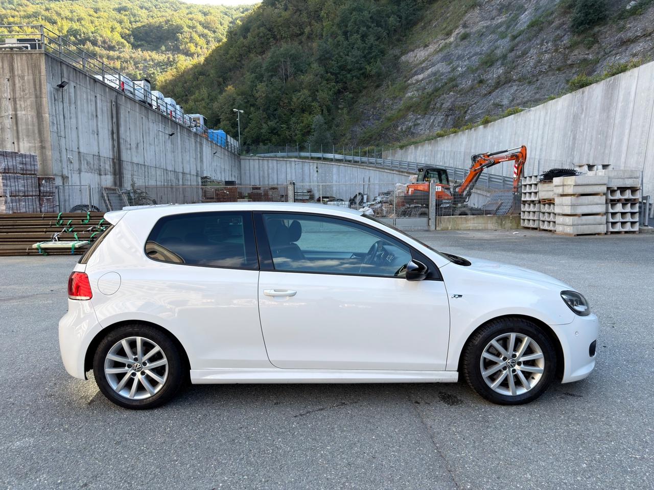 Volkswagen Golf 1.4 TSI 160CV R line 3p. Highline