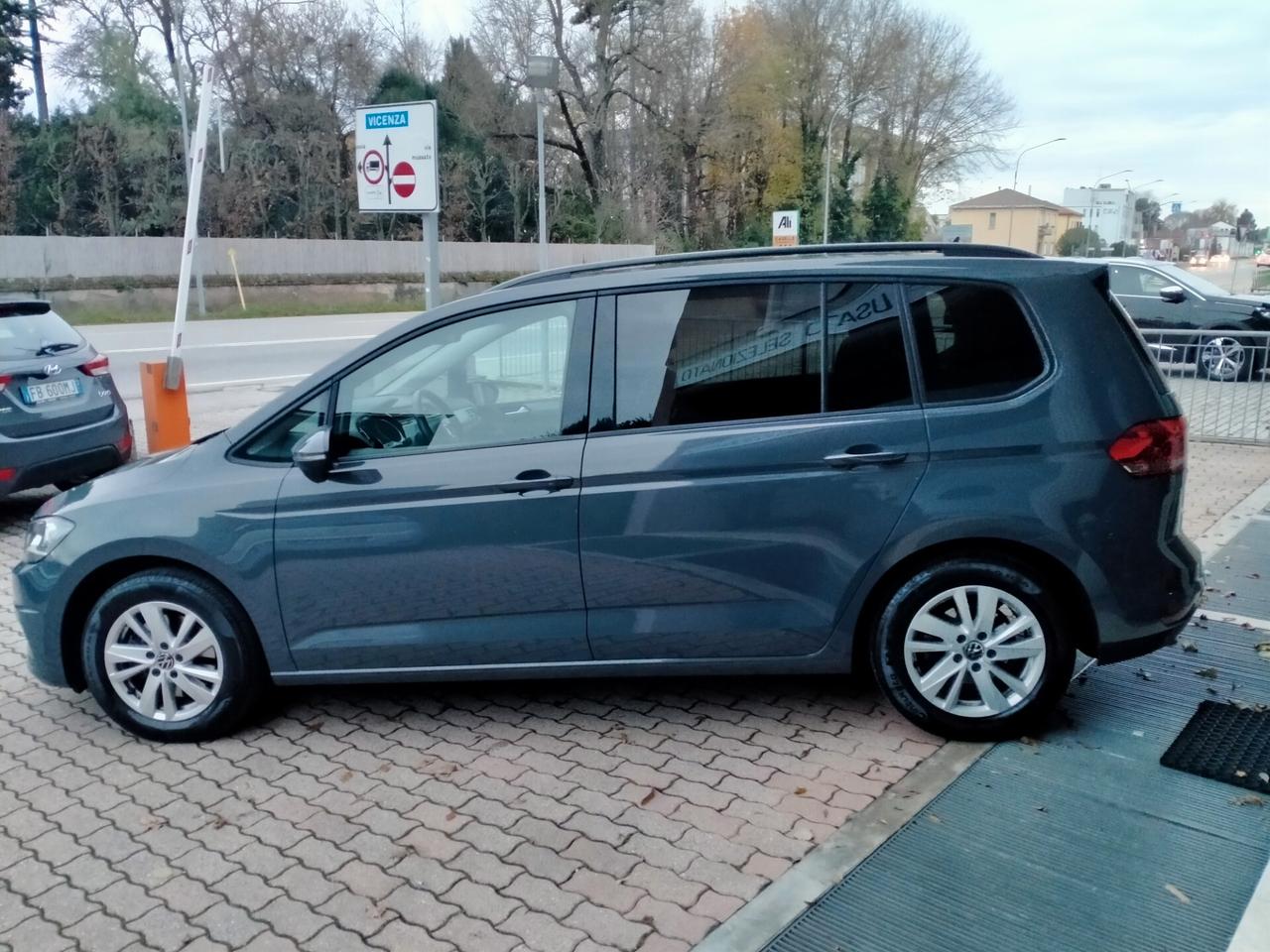 VOLKSWAGEN TOURAN 2.0TDI 150CV DSG FULL SERVICE VW 7POSTI KEYLESS M.Y.21