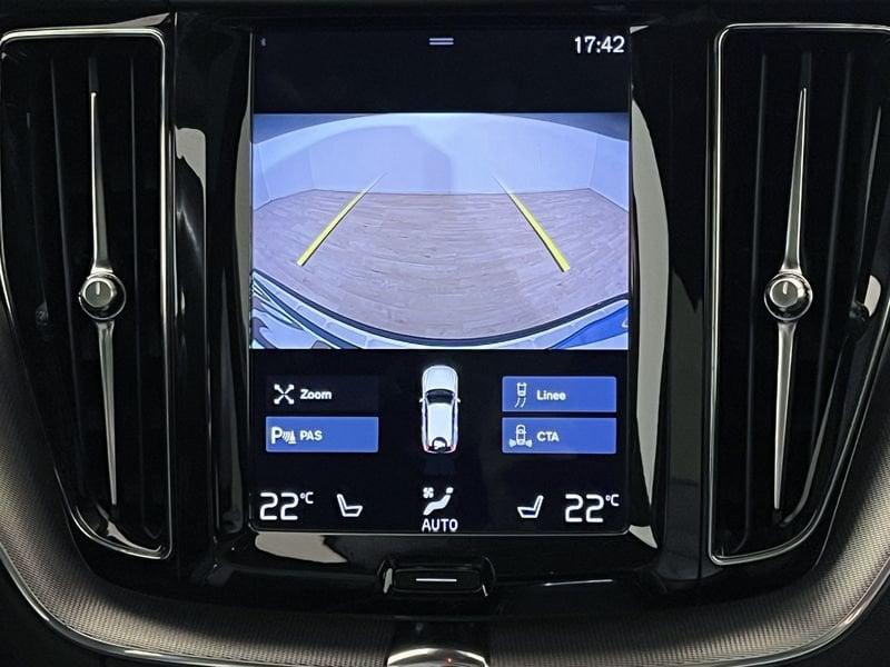 Volvo XC60 XC60 B4 (d) AWD Geartronic R-design