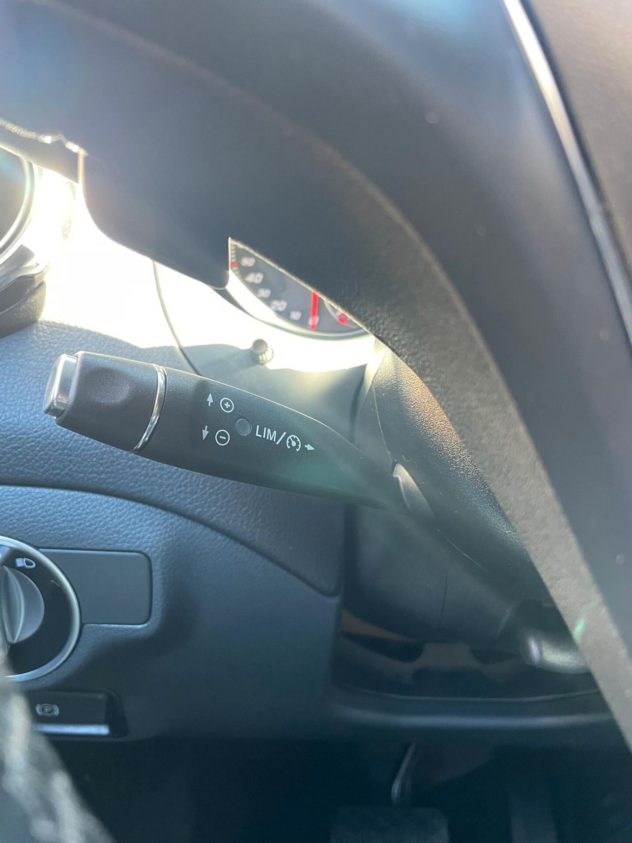 Mercedes-benz GLA 200 d Automatic Premium