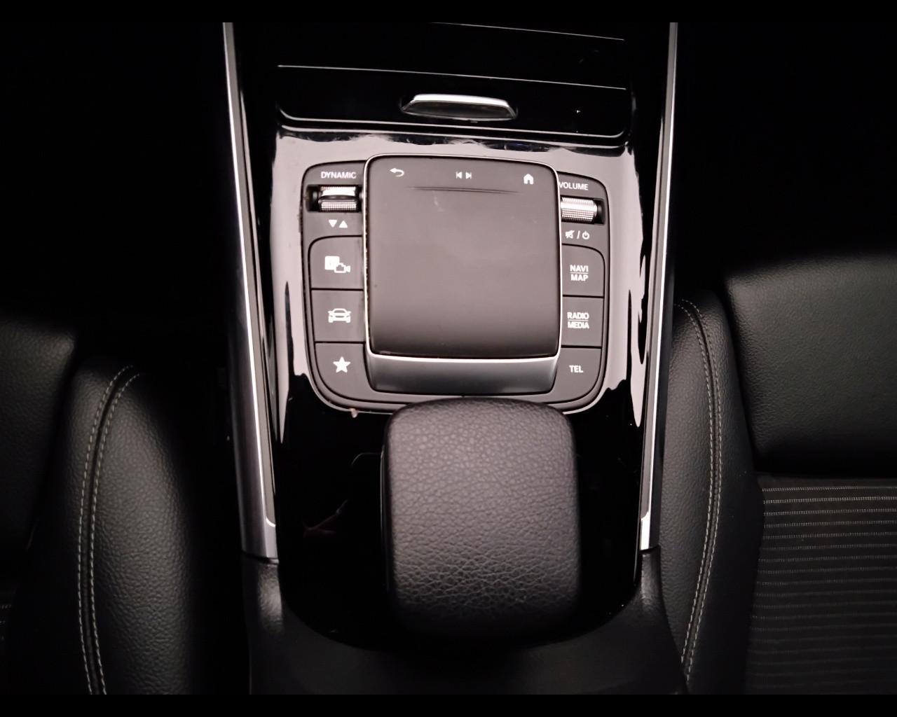 Mercedes-Benz GLA-H247 2020 - GLA 200 Sport Plus auto