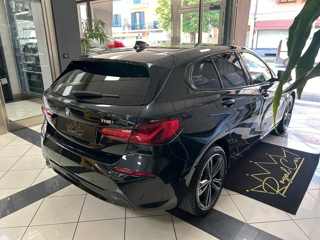 Bmw 118i 5p. Sport auto