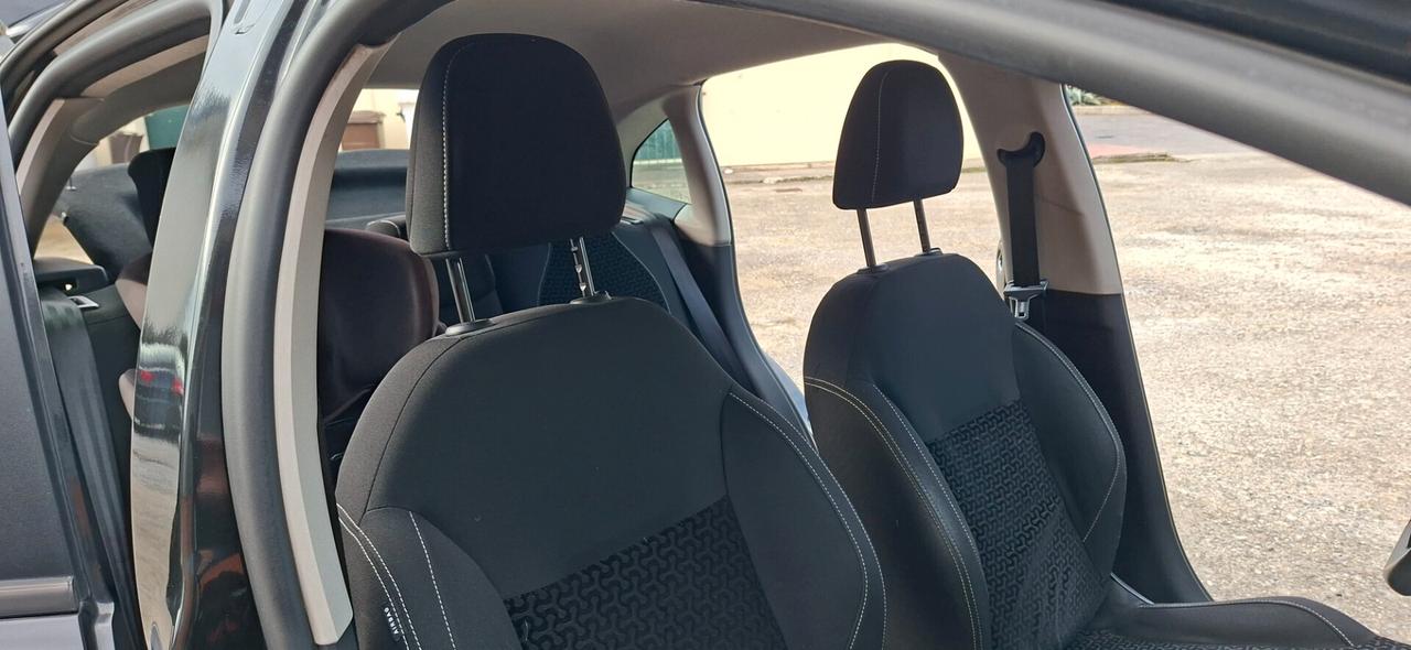 CITROEN C3 1.4 EXCLUSIVE CON GPL UNICO PROPRIETARIO