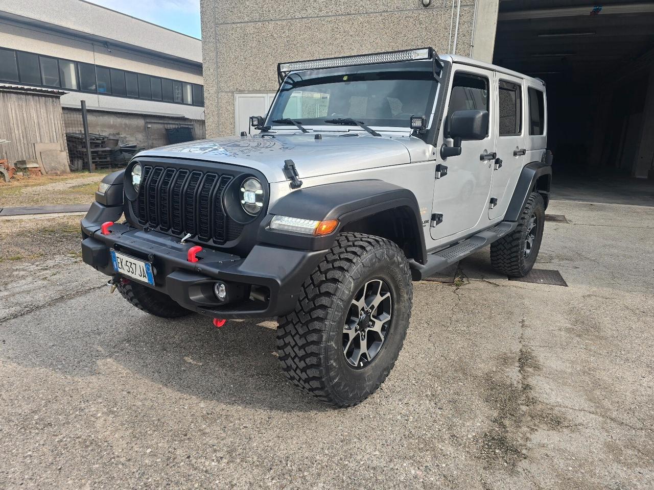 Jeep Wrangler Unlimited 2.8 CRD DPF Sahara Auto