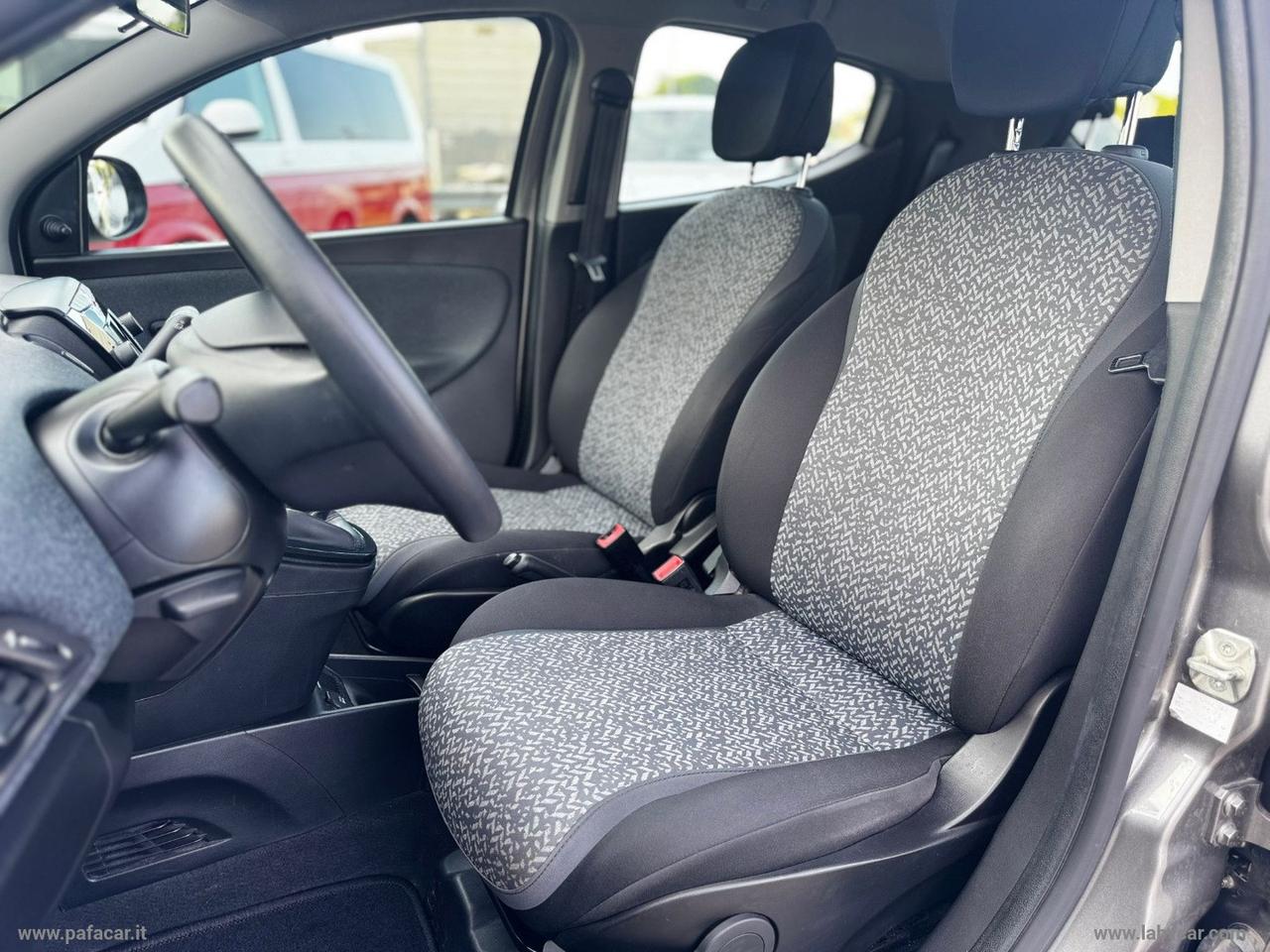 LANCIA Ypsilon 1.0 FireFly 5pS&S Hyb. Eco Silv.