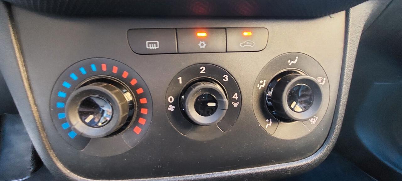 PUNTO 1,4 FIRE NATURAL POWER METANO DI SERIE FIAT LEGA CRUISE SENSORI IMPECCABILE