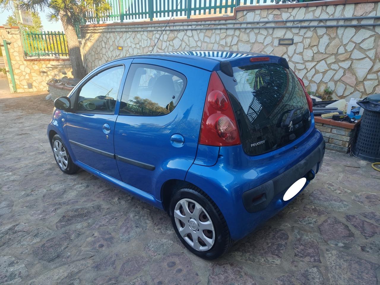 Peugeot 107 1.0 68CV 5p. Plaisir