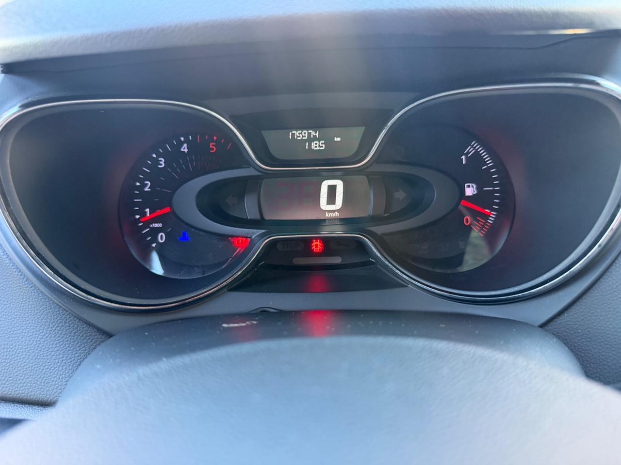 Renault Captur dCi 8V 90 CV EDC Sport Edition