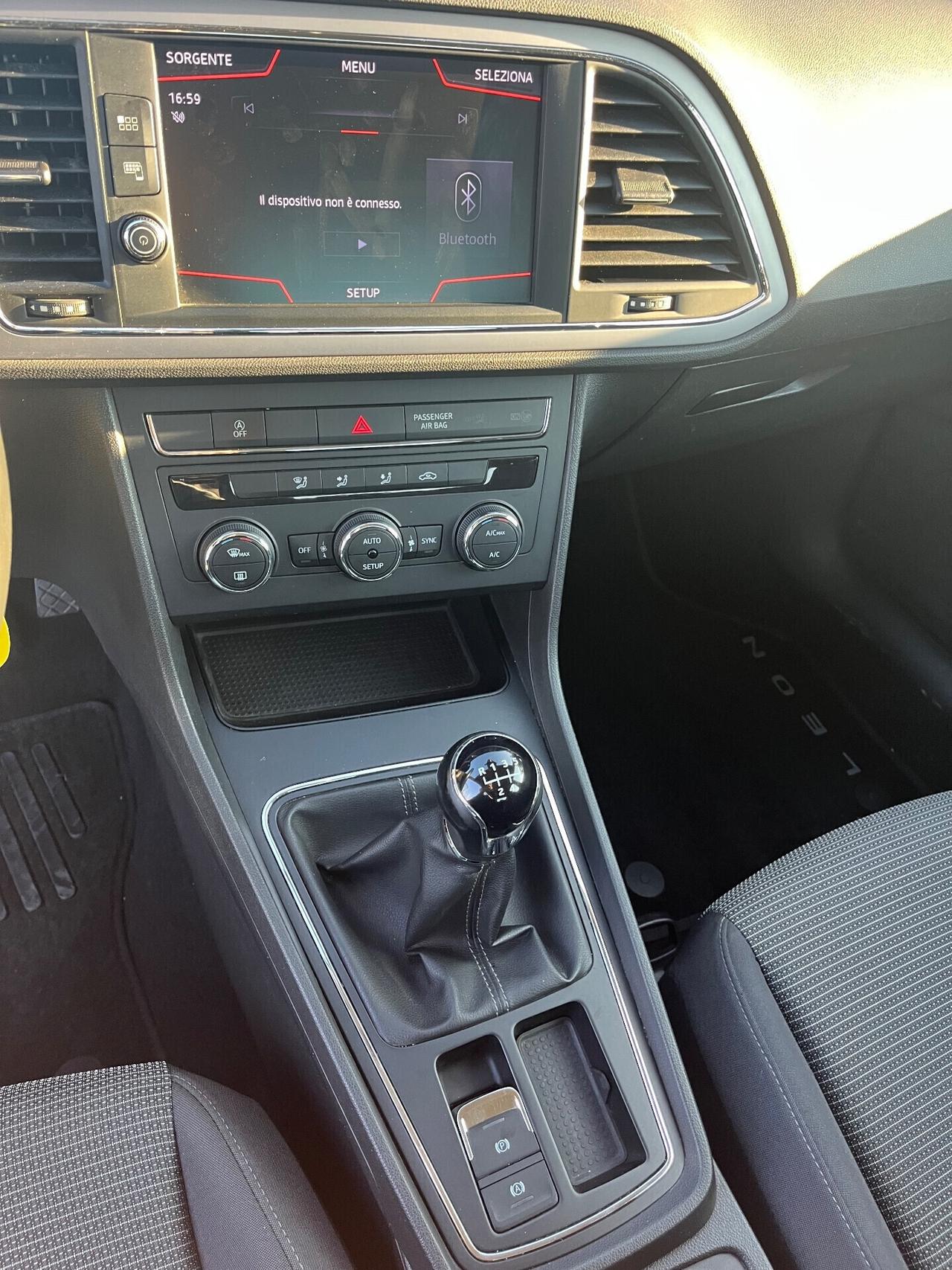 Seat Leon 1.6 TDI 115 CV 5p. Style